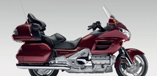 Honda GL 1800 Goldwing 2009 vs Indian Chief Classic 2011