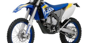 Husaberg FE 390 2009 vs Beta RR 390 2018 Husaberg FE 390 2009 vs Beta RR 390 2018