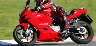 Hyosung GT 125 R 2009 vs Hyosung GT 125 R 2009 Hyosung GT 125 R 2009 vs Hyosung GT 125 R 2009