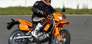 MZ 660 Supermoto 2009 vs Hyosung XRX 125 Supermoto 2009