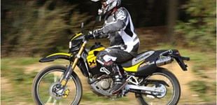 Online RT 125 2019 vs Hyosung XRX 125 Funduro 2009