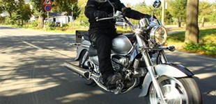 Hyosung Aquila GV 125 Cruiser 2009 vs Daelim Daystar 125 2006