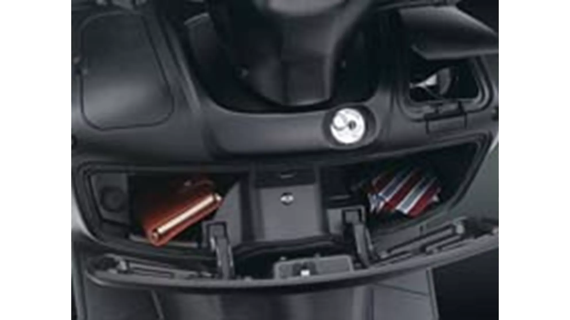 Suzuki Burgman 125 - Image 1 Suzuki Burgman 125 - Image 1