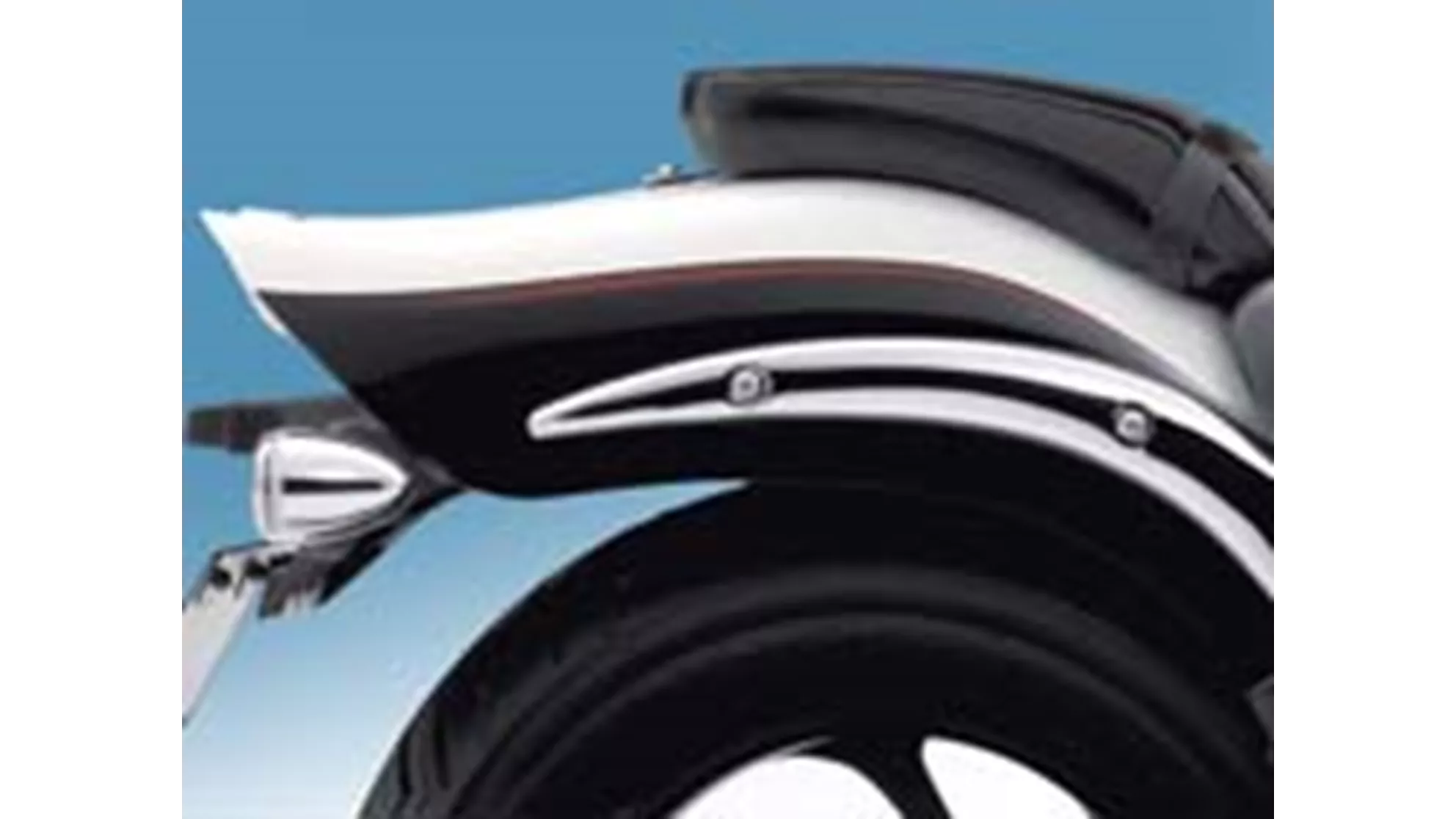 Suzuki Intruder M800 - Image 2 Suzuki Intruder M800 - Image 2