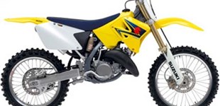 Suzuki RM-125 2009 vs KTM 1190 RC8 2009