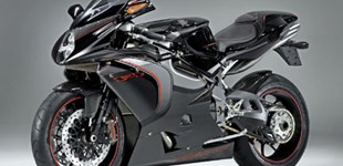 MV Agusta F4 100 CC 2009 vs Benelli Tornado 1130 2009