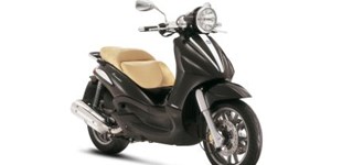 Piaggio Beverly 500 Cruiser 2009 vs Piaggio Beverly 350ie Sport Touring 2020