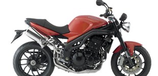 Ducati Hypermotard 950 SP 2022 vs Triumph Speed Triple 1050 2009