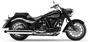 Harley-Davidson Street Glide FLHX 2007 vs Yamaha XV 1900 A 2009