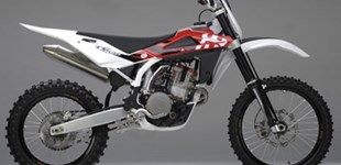 KTM 350 EXC-F 2021 vs Husqvarna TC 450 2009 KTM 350 EXC-F 2021 vs Husqvarna TC 450 2009