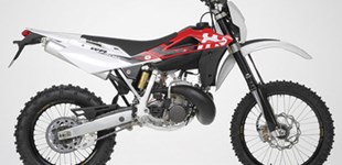 Husqvarna WR 300 2009 vs KTM 300 EXC 2016