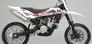 Husqvarna SM 450 RR 2009 vs KTM 450 SX-F 2023
