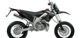 Derbi Senda DRD Pro 50 SM 2009 vs Laverda LSM 50 2019