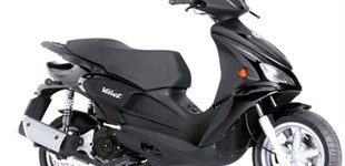 Benelli Velvet Touring 125 2009 vs Benelli BN 125 2023
