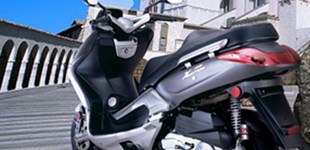 TGB X Large 250 EFI 2009 vs Vespa GTS 125 Super Sport 2023