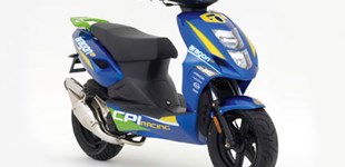 Peugeot Speedfight 3 50 RS Wasser 2010 vs CPI Aragon GP 50 2009