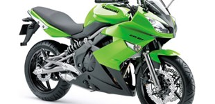 Honda CBR500R 2015 vs Kawasaki ER-6f 2009 Honda CBR500R 2015 vs Kawasaki ER-6f 2009
