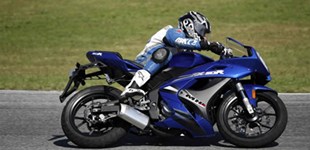 Motorhispania RX50 R 2009 vs Motorhispania RYZ Enduro Pro Racing 2011