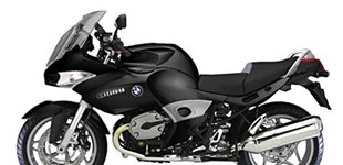 Kawasaki Ninja ZX-6R 2009 vs BMW R 1200 ST 2009