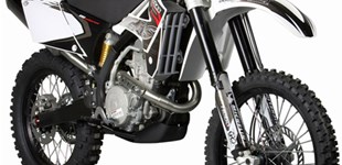 GASGAS EC 450 F Racing 2009 vs Husqvarna FE 350 2014