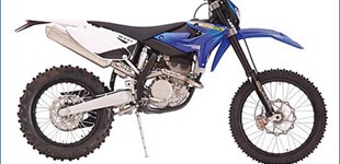 GASGAS TXT 200 2005 vs Sherco 2.5 2009 GASGAS TXT 200 2005 vs Sherco 2.5 2009