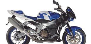 Yamaha XSR900 2020 vs Aprilia RSV 1000 Tuono R 2009