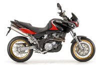 Aprilia Pegaso 650 Factory 2009 - Bild 1