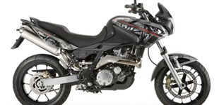KTM 390 Adventure SW 2023 vs Aprilia Pegaso 650 Strada 2009