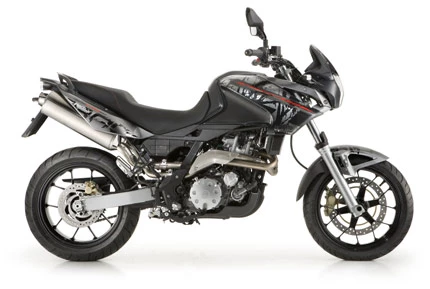 Aprilia Pegaso 650 Strada 2009 Aprilia Pegaso 650 Strada 2009