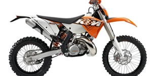 KTM 450 SMR 2012 vs KTM 200 EXC 2010 KTM 450 SMR 2012 vs KTM 200 EXC 2010