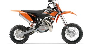 Aprilia SX 50 Supermoto 2009 vs KTM 50 SX 2010