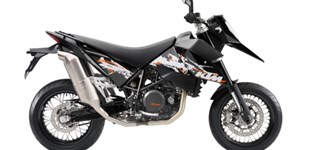 Husqvarna TE 450 2009 vs KTM 690 Supermoto Limited 2010