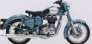Royal Enfield Classic 500 EFI 2010 vs QJ Motor SVT 650 X 2025