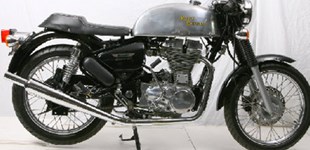 Royal Enfield Bullet 500 EFI 2021 vs Royal Enfield Clubman 2010