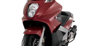Gilera GP 800 2010 vs Kymco Xciting 500i 2011