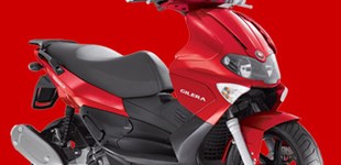 Aprilia SR GT 125 2022 vs Gilera RUNNER 125 ST 2010