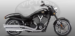 Victory Hammer 8-Ball 2010 vs Indian Chief Bobber Dark Horse 2021