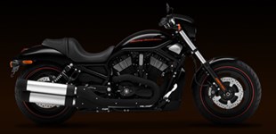 Indian Scout Bobber 2022 vs Harley-Davidson Night Rod Special VRSCDX 2010