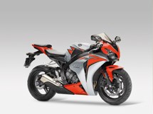 Honda CBR1000RR Fireblade 2010 - Bild 2 Honda CBR1000RR Fireblade 2010 - Bild 2