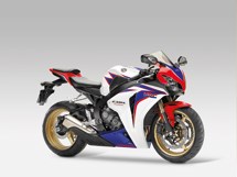 Honda CBR1000RR Fireblade 2010 - Bild 4 Honda CBR1000RR Fireblade 2010 - Bild 4