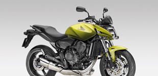 Ducati Monster 696 2009 vs Honda CB 600 F Hornet 2010