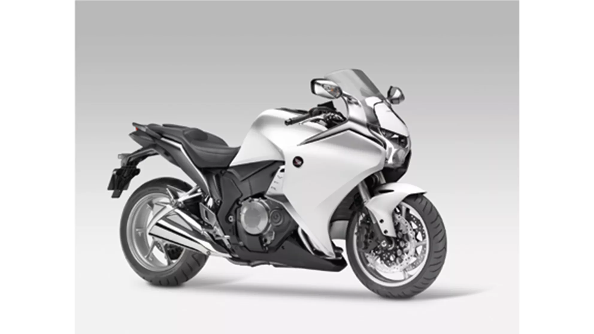 Honda VFR 1200 F - Image 2 Honda VFR 1200 F - Image 2