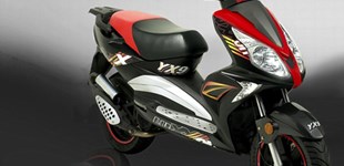 Motron Breezy 50 2021 vs Luxxon YX9-50 2010