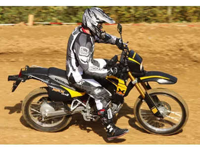 Hyosung XRX 125 Funduro 2010 Hyosung XRX 125 Funduro 2010