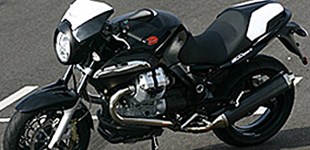 Yamaha MT-09 SP 2023 vs Moto Guzzi 1200 Sport 2010