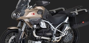 Moto Guzzi Stelvio 1200 NTX 2010 vs Moto Guzzi Stelvio 1200 4v 2011