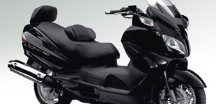 Suzuki Burgman 650 Executive 2010 vs Kymco New Downtown 350i ABS 2020