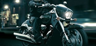 Suzuki Intruder M800 2013 vs Suzuki Intruder M1500 2010