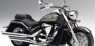 Suzuki Intruder C1800RT 2010 vs Harley-Davidson Softail Fat Boy 114 FLFBS 2021