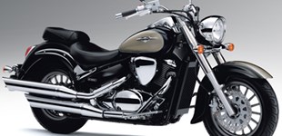 Suzuki Intruder C800C 2010 vs Triumph Bonneville Speedmaster 2022